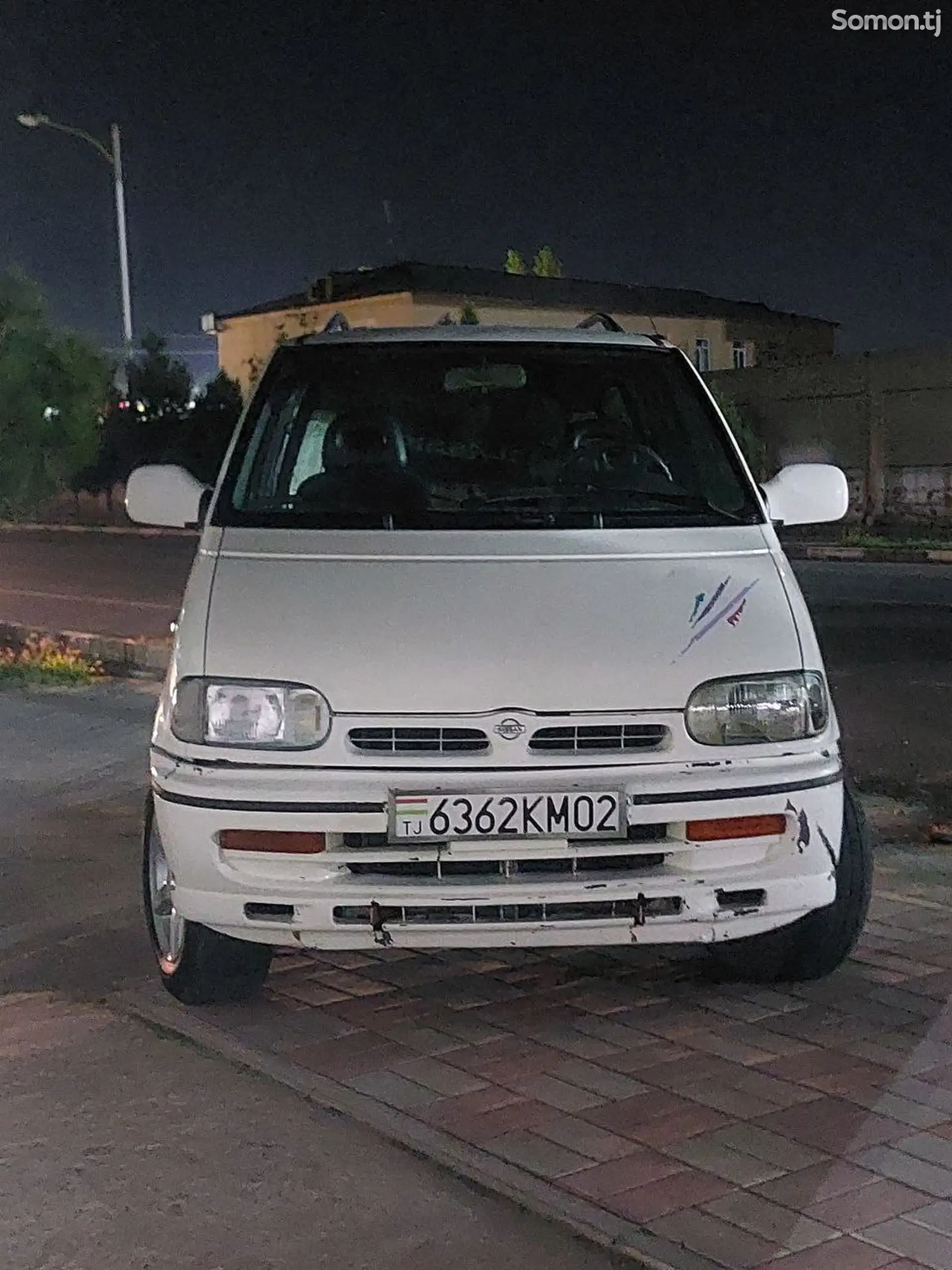 Nissan Serena, 1996-1