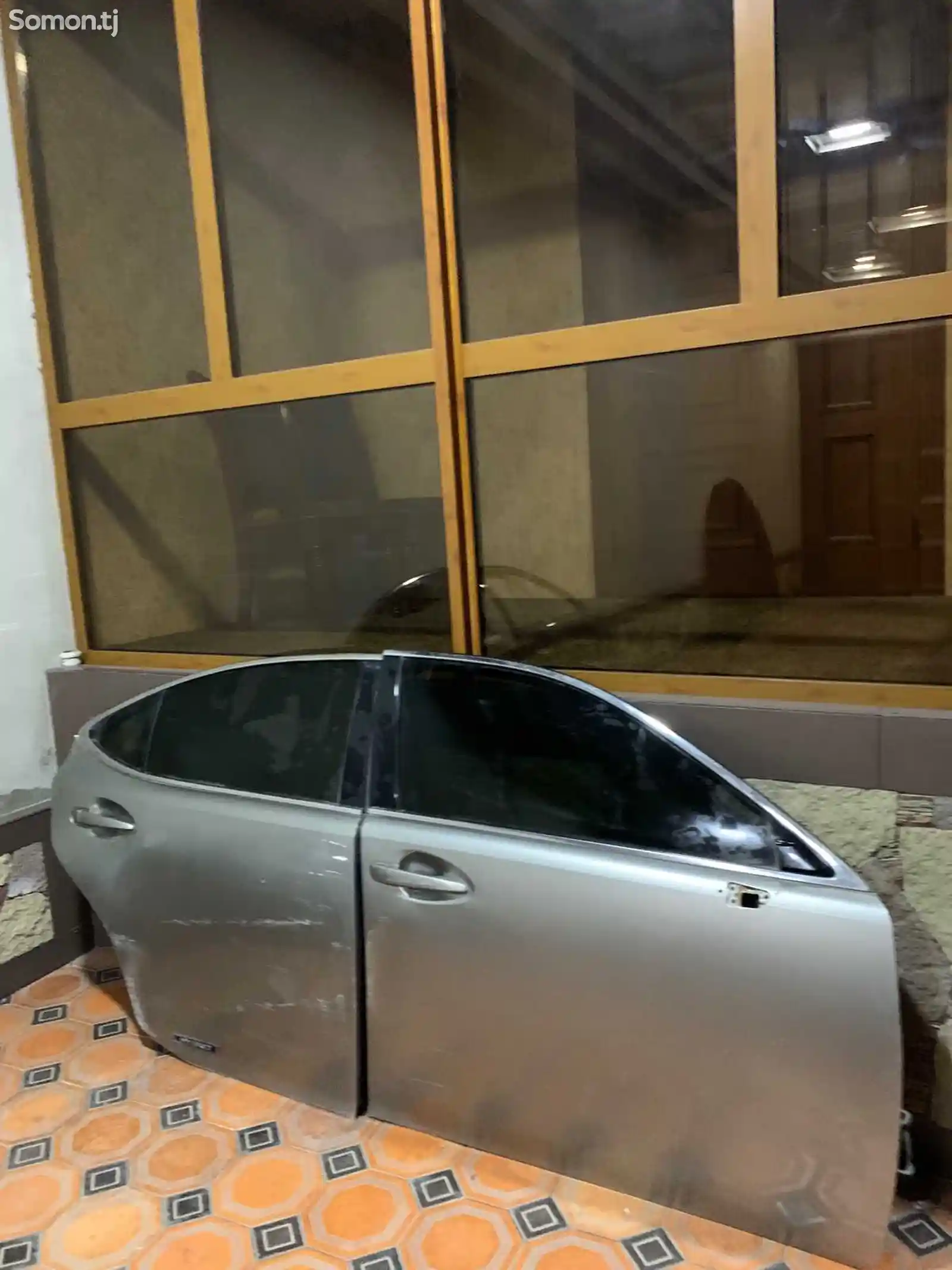 Дверь передний и задний правый от Lexus ES 6-2