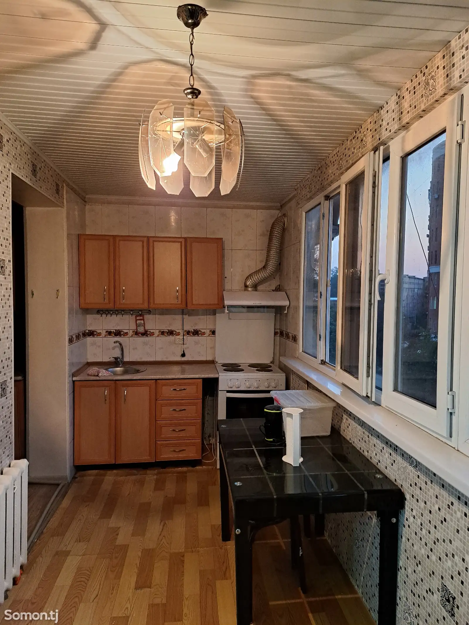 4-комн. квартира, 4 этаж, 80 м², 101мкр-12