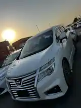 Nissan Elgrand, 2014-2