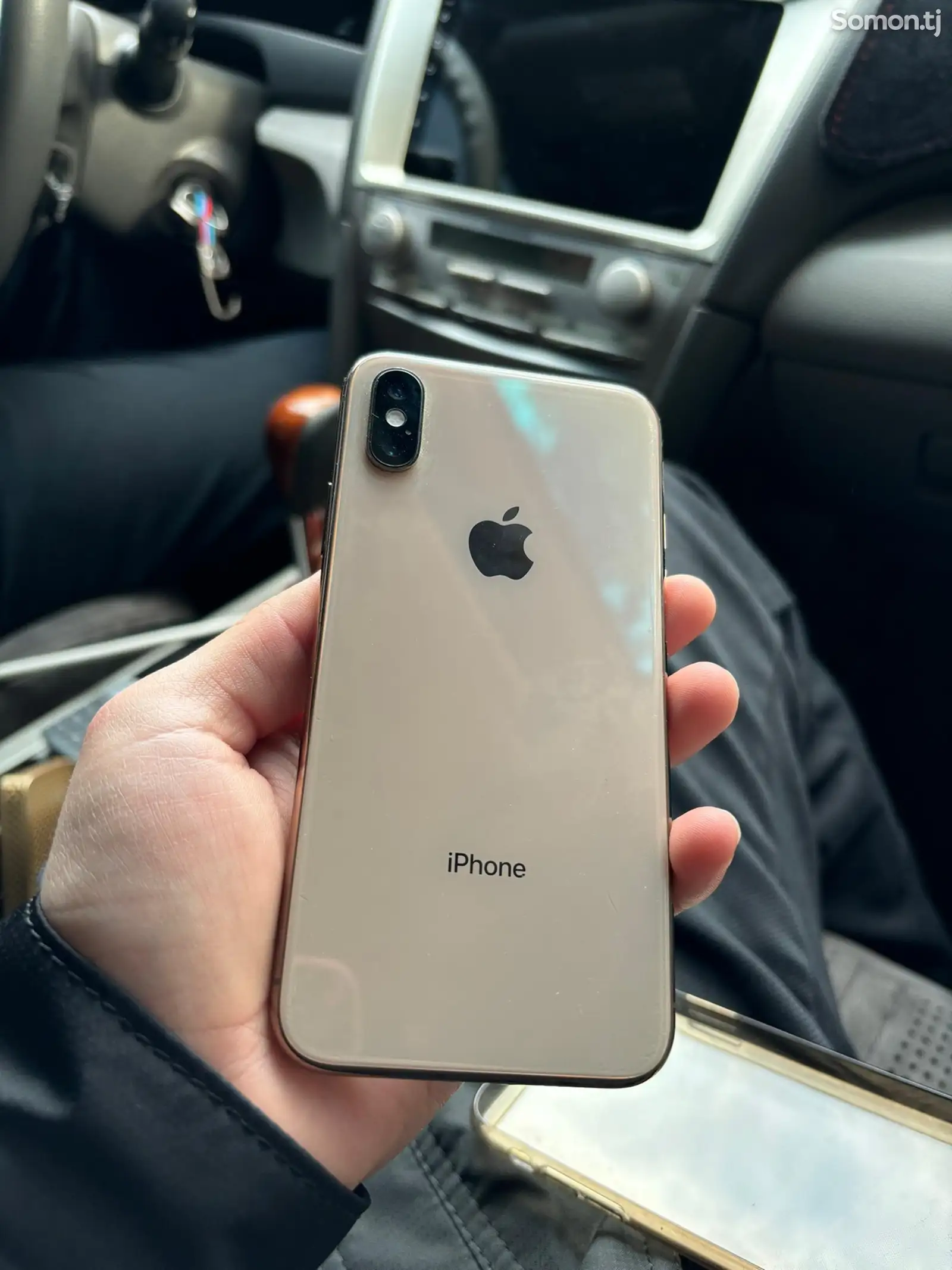 Apple iPhone Xs, 64 gb, Gold-1