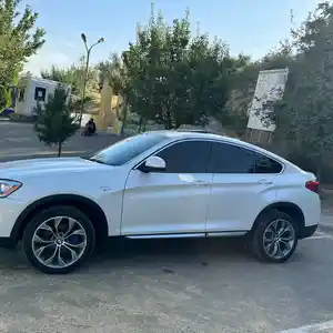 BMW X4, 2016