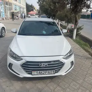 Hyundai Elantra, 2017