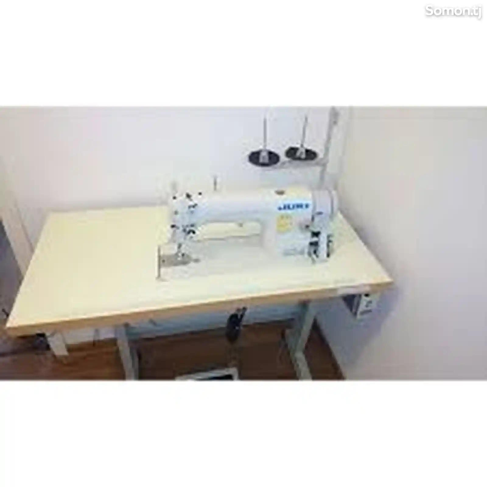 Швейная машина Juki со столом-1