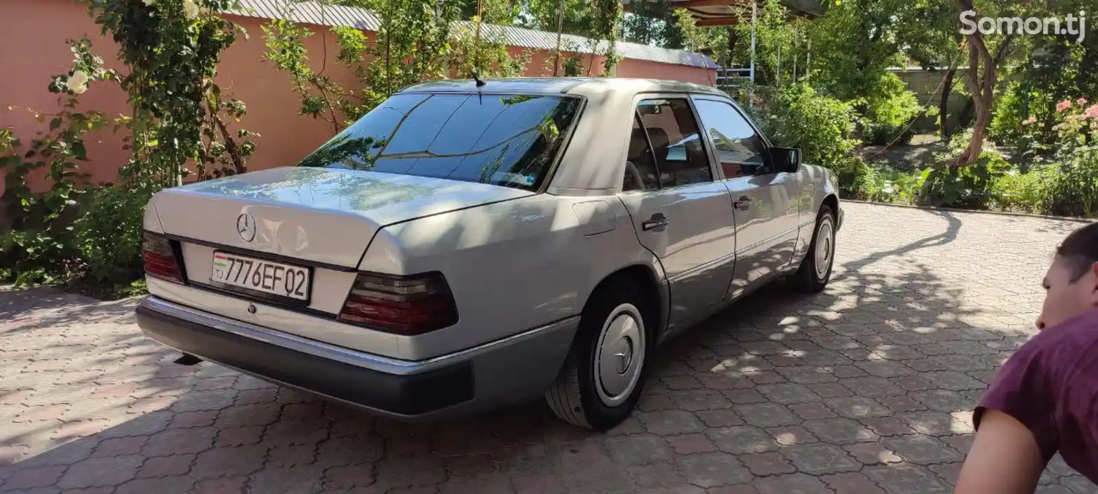 Mercedes-Benz W124, 1993-7