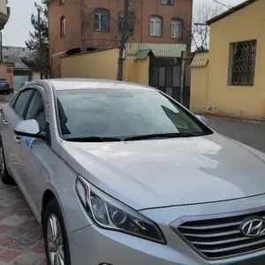 Hyundai Sonata, 2016