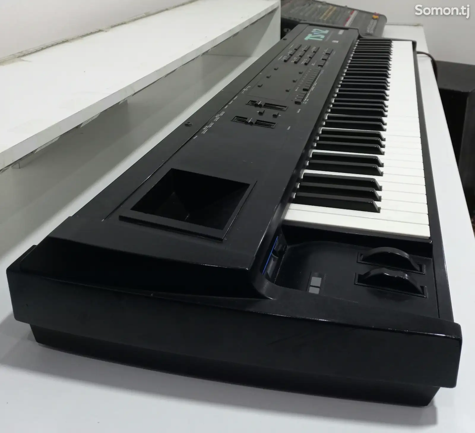 Синтезатор Ensoniq TS 12-1