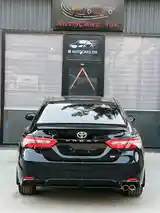 Toyota Camry, 2018-8