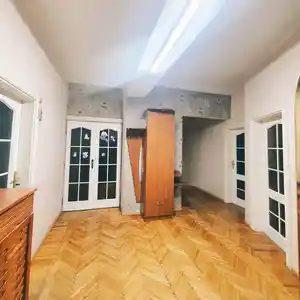 4-комн. квартира, 2 этаж, 141 м², Шохмансур