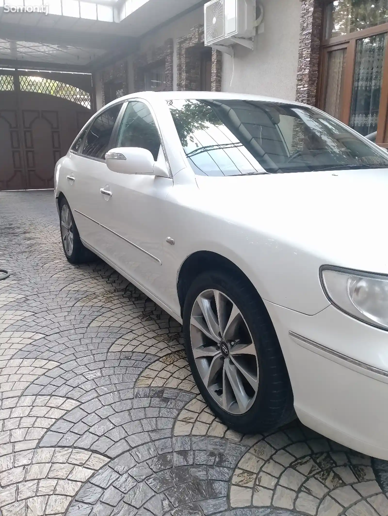 Hyundai Grandeur, 2009-2