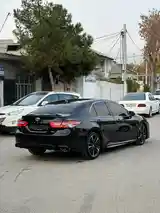 Toyota Camry, 2018-4