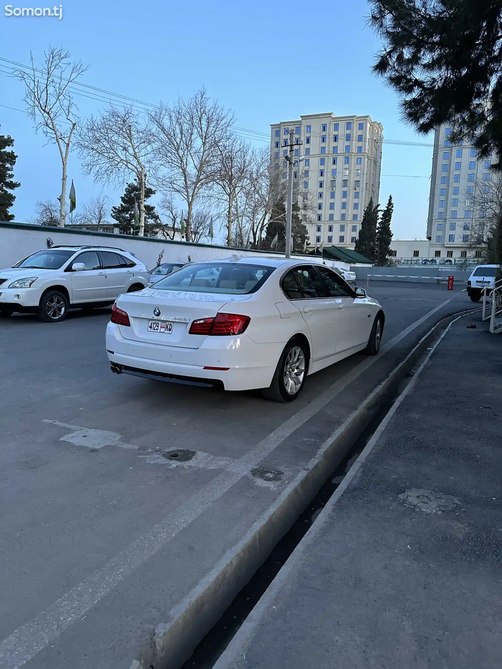 BMW 5 series, 2011-11