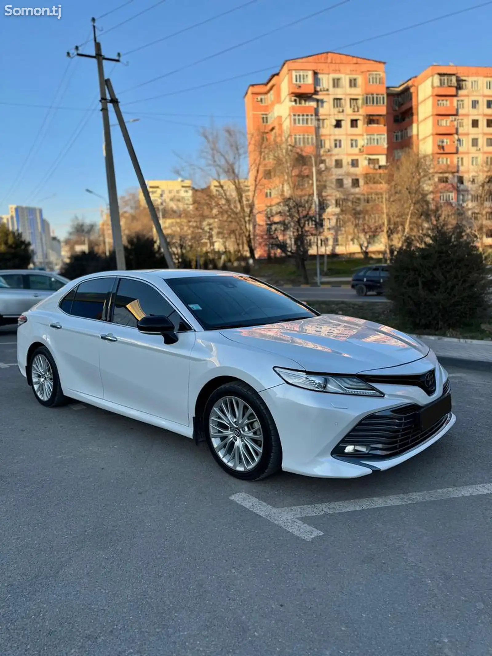 Toyota Camry, 2018-1