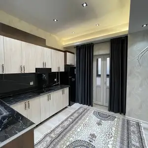 2-комн. квартира, 13 этаж, 67м², Воданасос