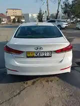 Hyundai Elantra, 2017-2