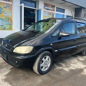 Opel Zafira, 2002