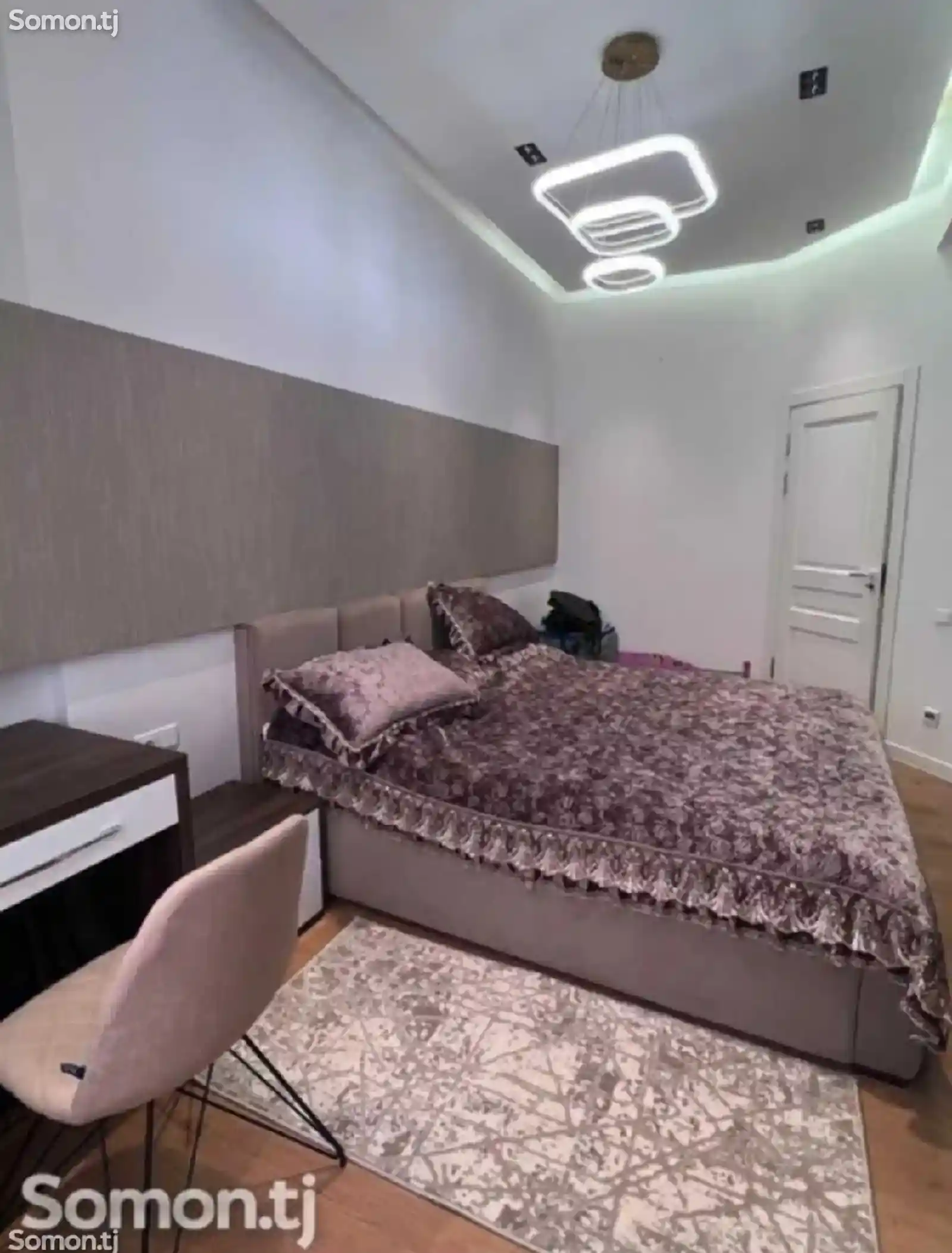 2-комн. квартира, 10 этаж, 70м², Универмаг-8