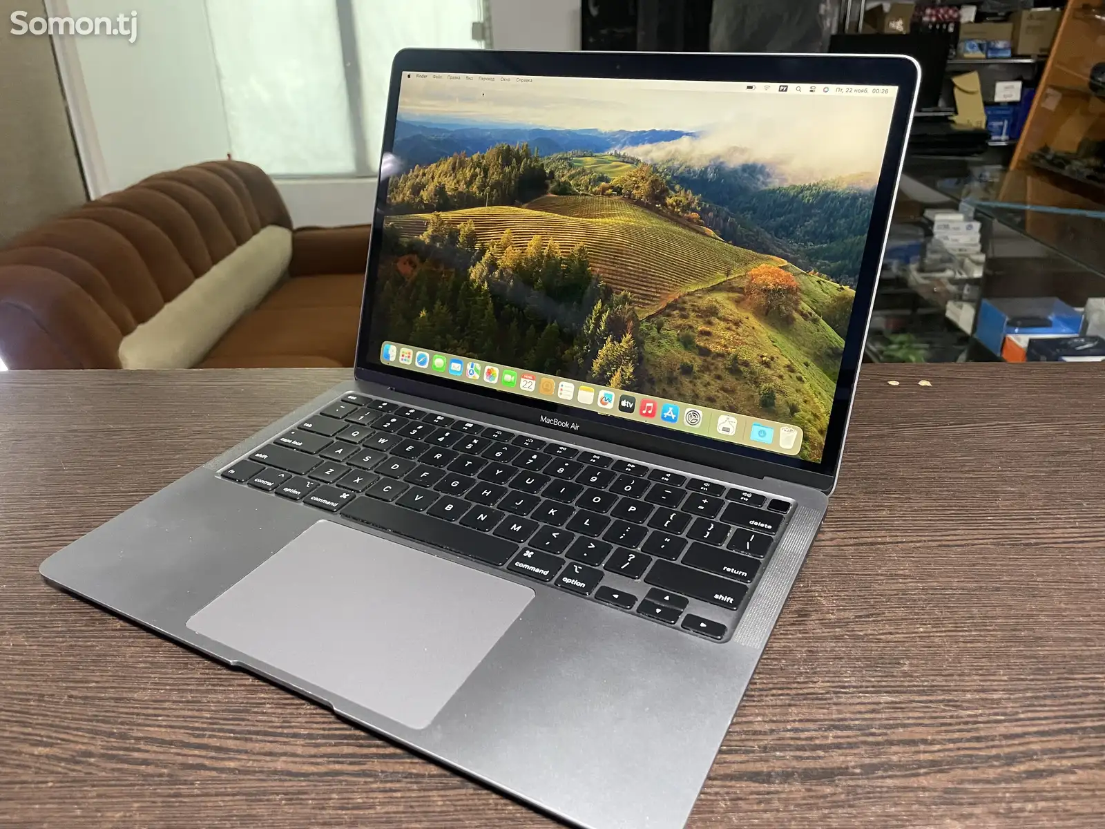 Ноутбук Apple MacBook Air 2020 core i3 8/256GB-1