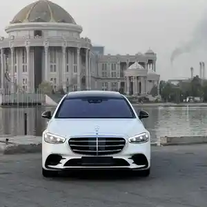 Mercedes-Benz S class, 2022