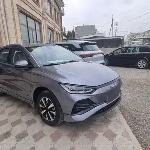 BYD E2, 2024