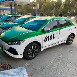 BYD E2, 2023