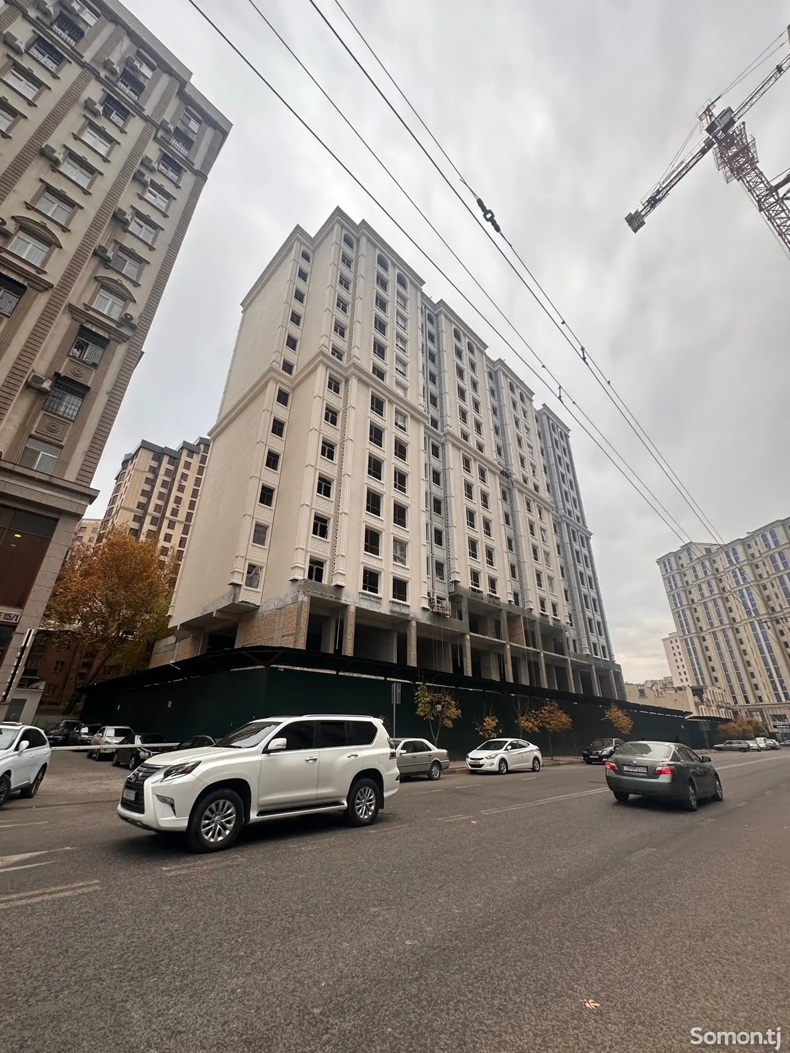 3-комн. квартира, 13 этаж, 110 м², Шохмансур. Ватан. Садбарг-1