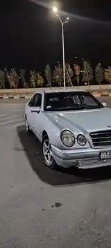 Mercedes-Benz E class, 1997-6