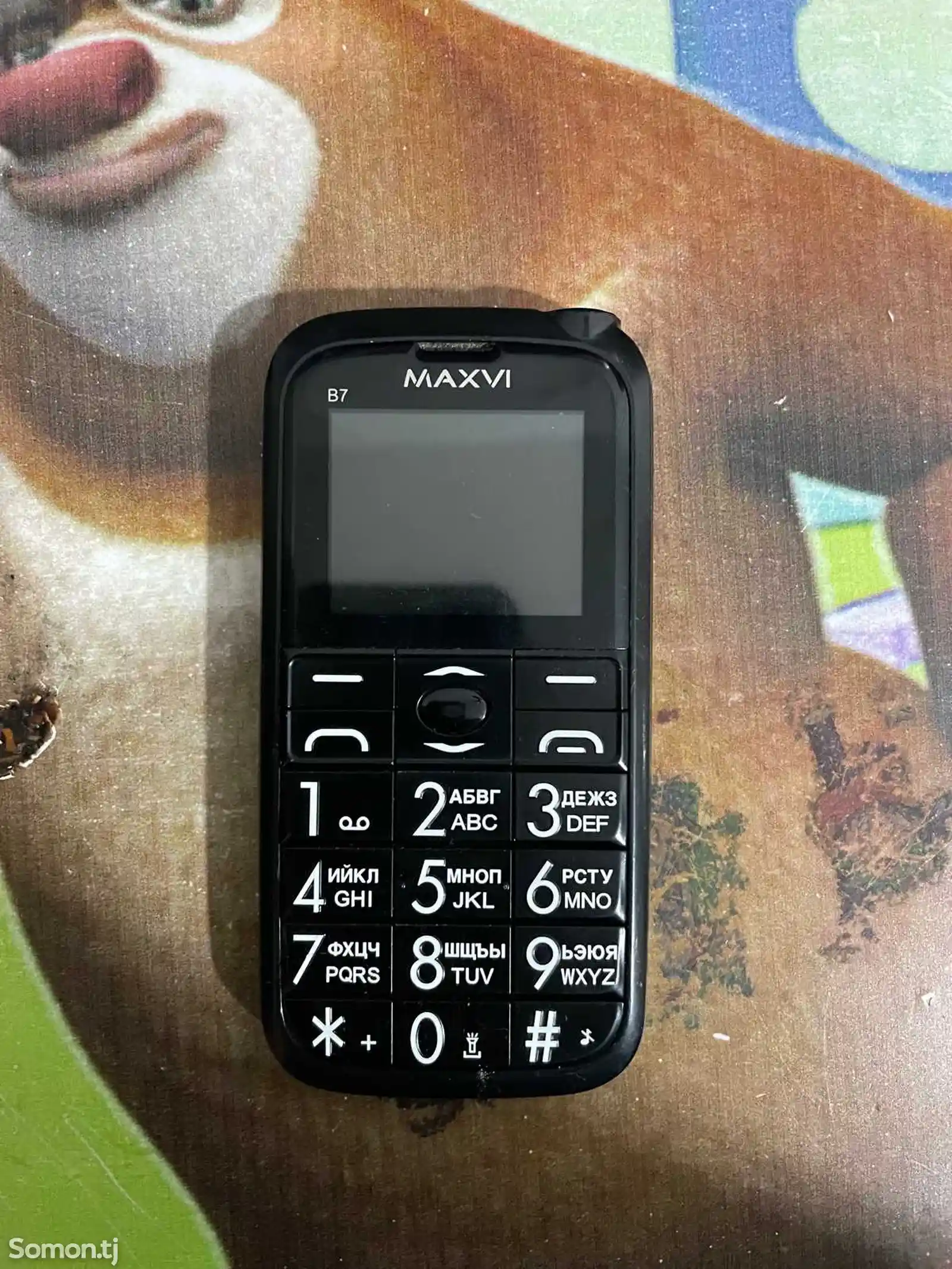 Телефон Maxvi