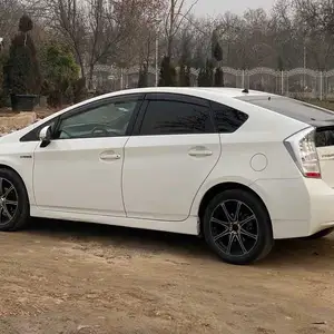 Toyota Prius, 2012