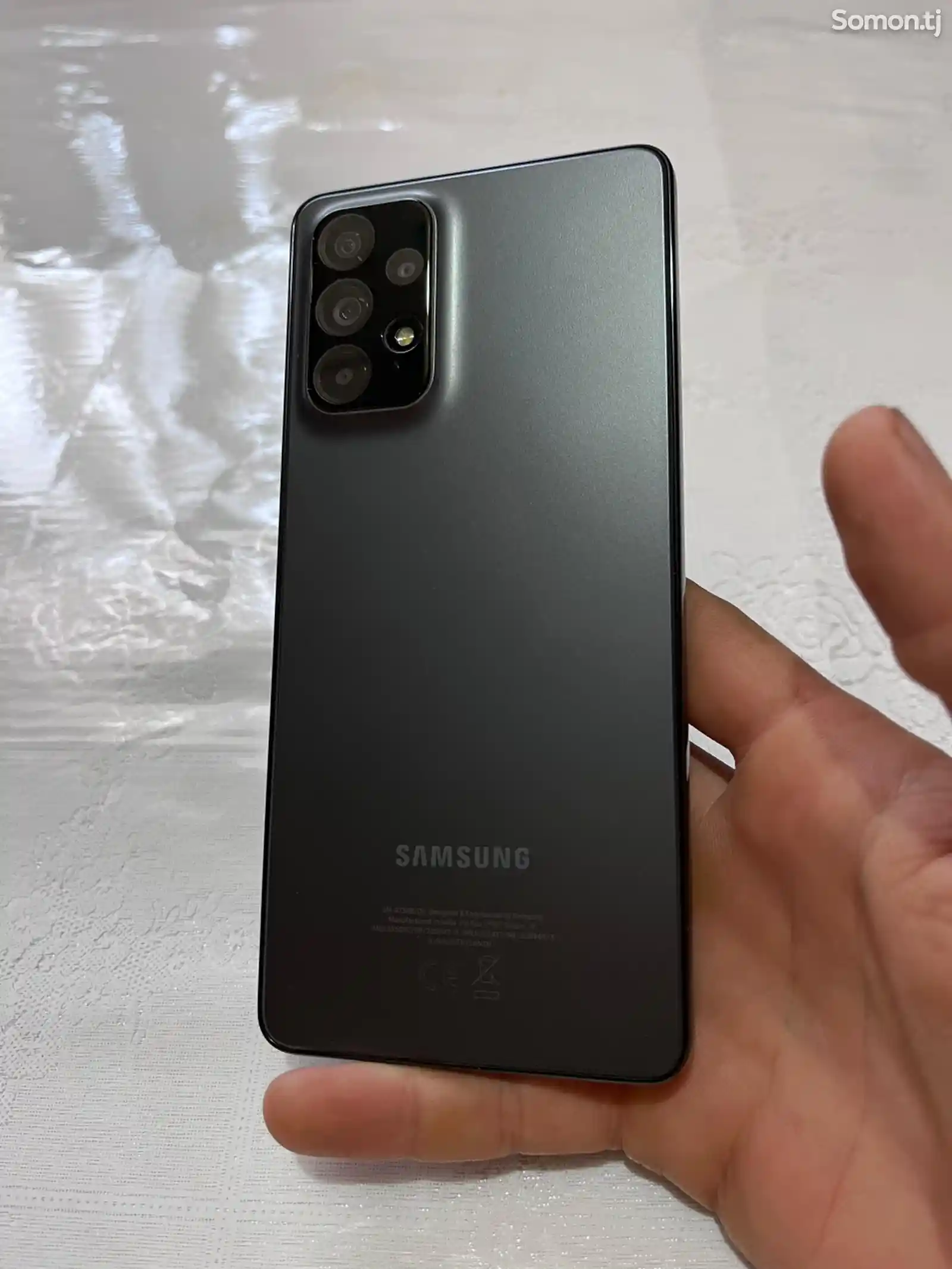 Samsung Galaxy A73 5G-1