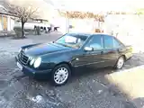 Mercedes-Benz E class, 1998-13