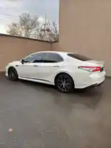 Toyota Camry, 2018-10