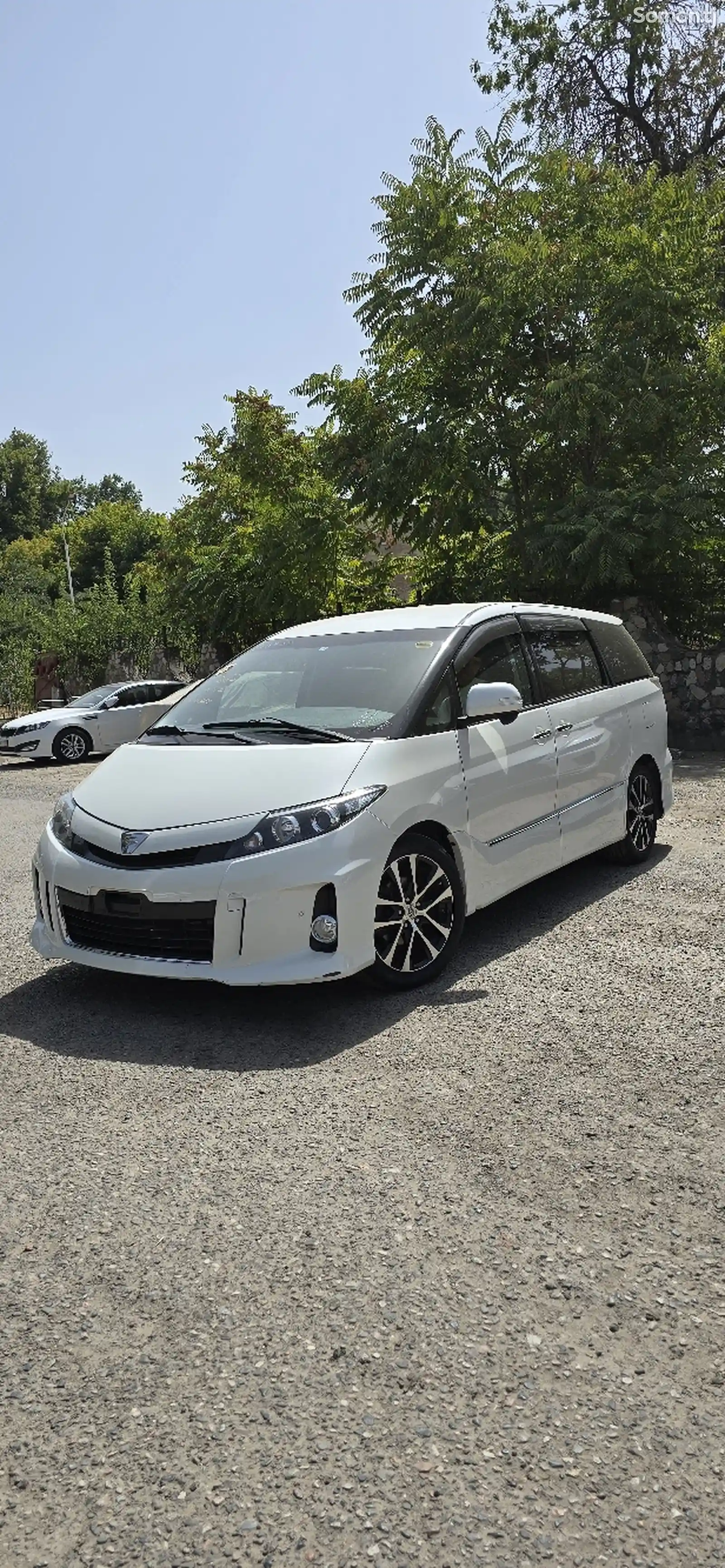 Toyota Estima, 2014-1