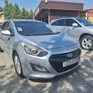 Hyundai i30, 2012