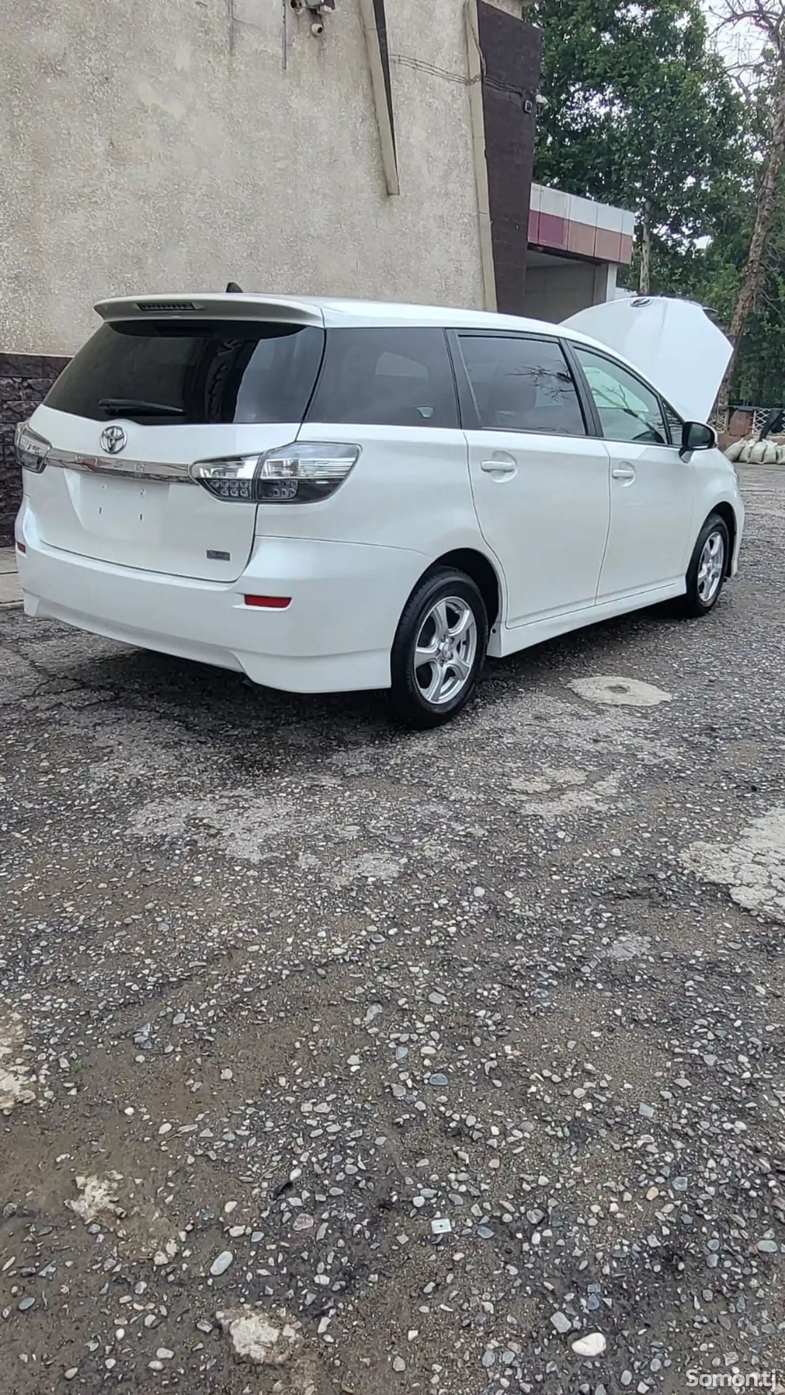 Toyota Wish, 2014-8