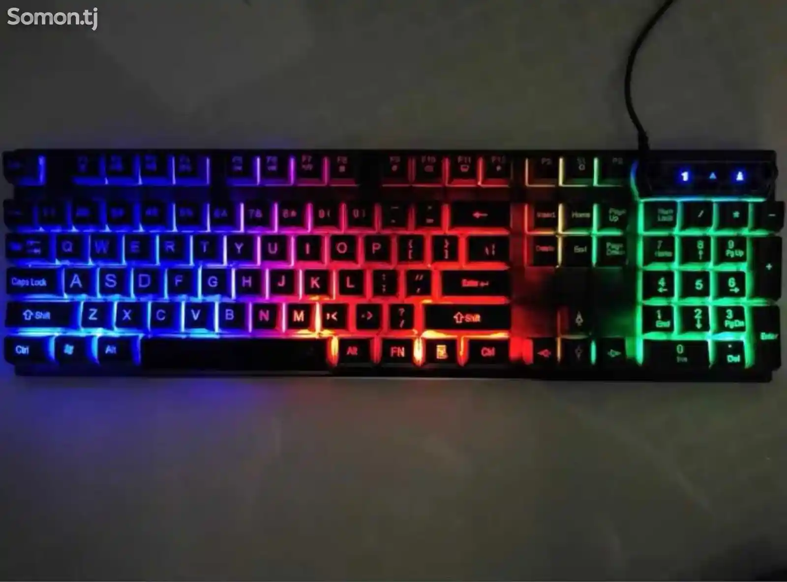 Клавиатура с подсветкой и мышкой-5