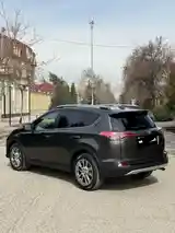 Toyota RAV 4, 2018-8