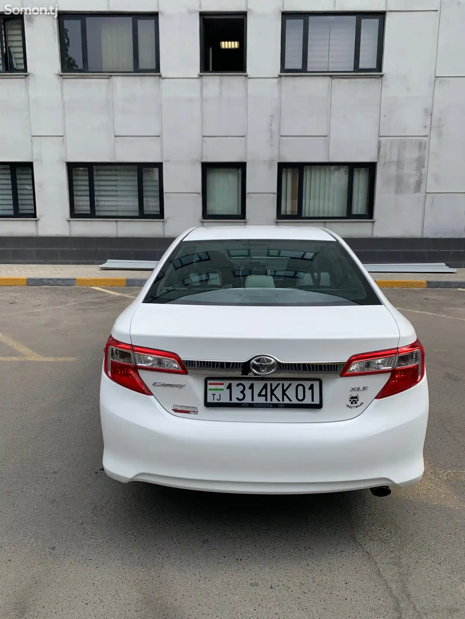 Toyota Camry, 2012-6