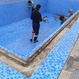 Услуга чистки бассейнов