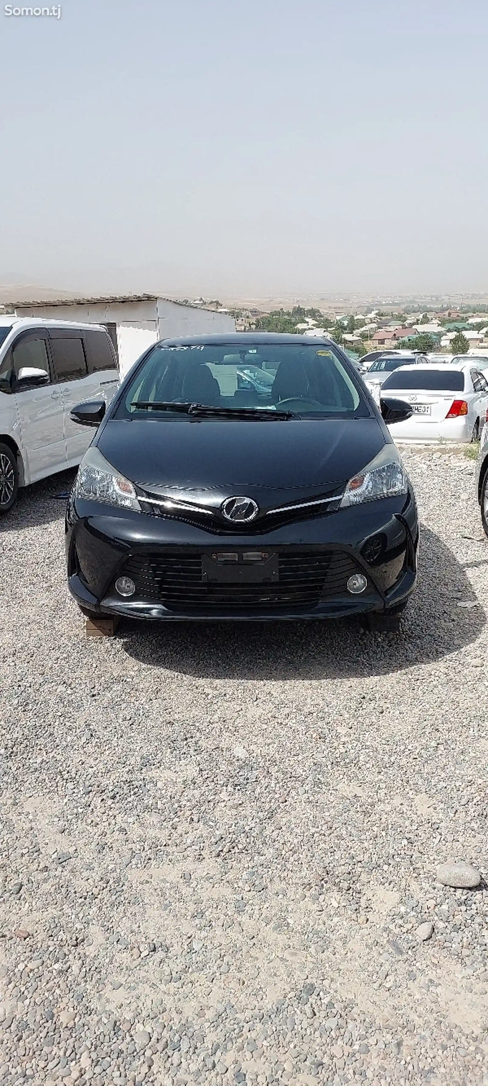 Toyota Vitz, 2016-3