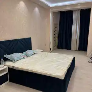 2-комн. квартира, 10 этаж, 90м², хиёбони Рудаки