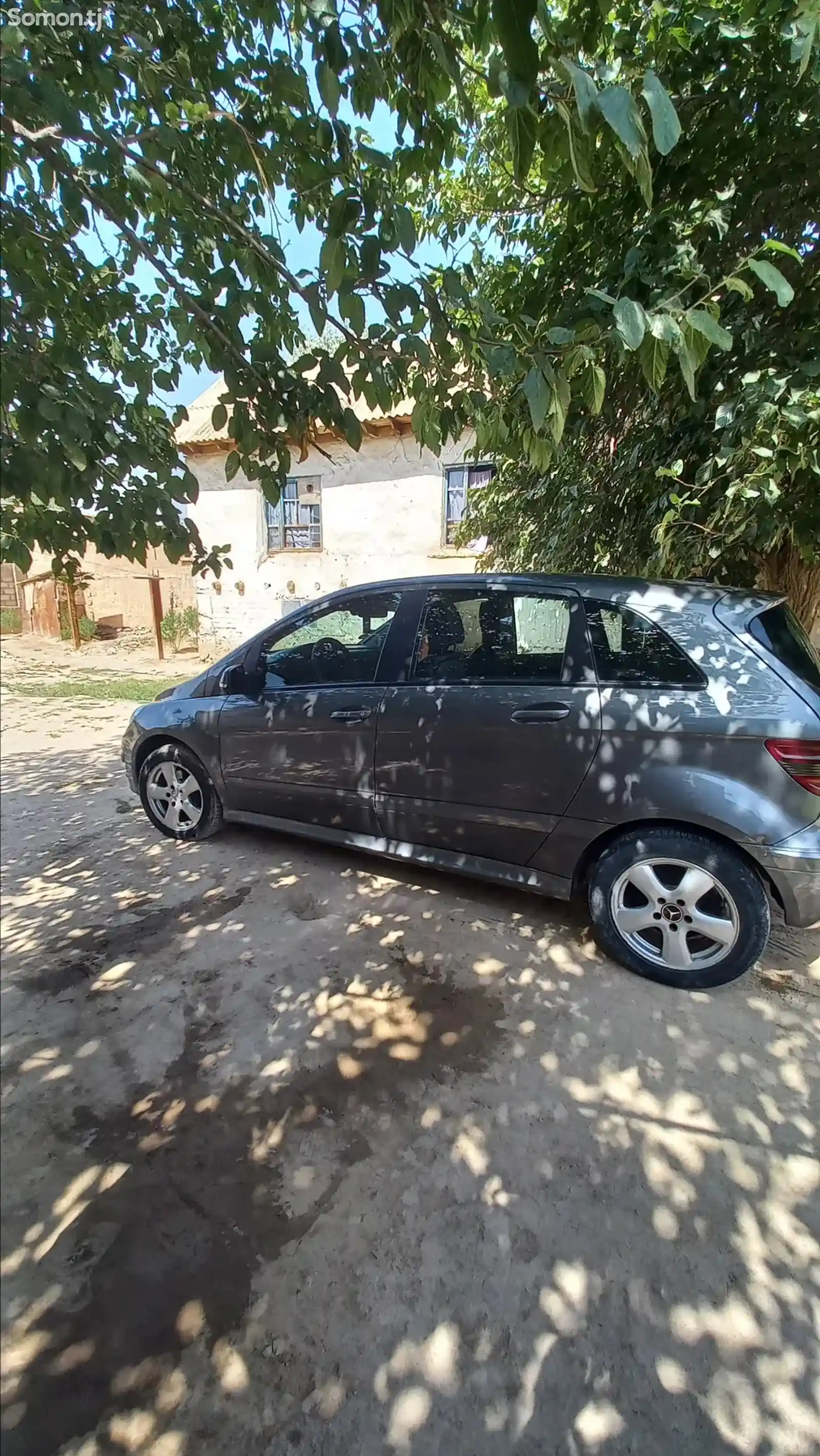 Mercedes-Benz B class, 2008-13