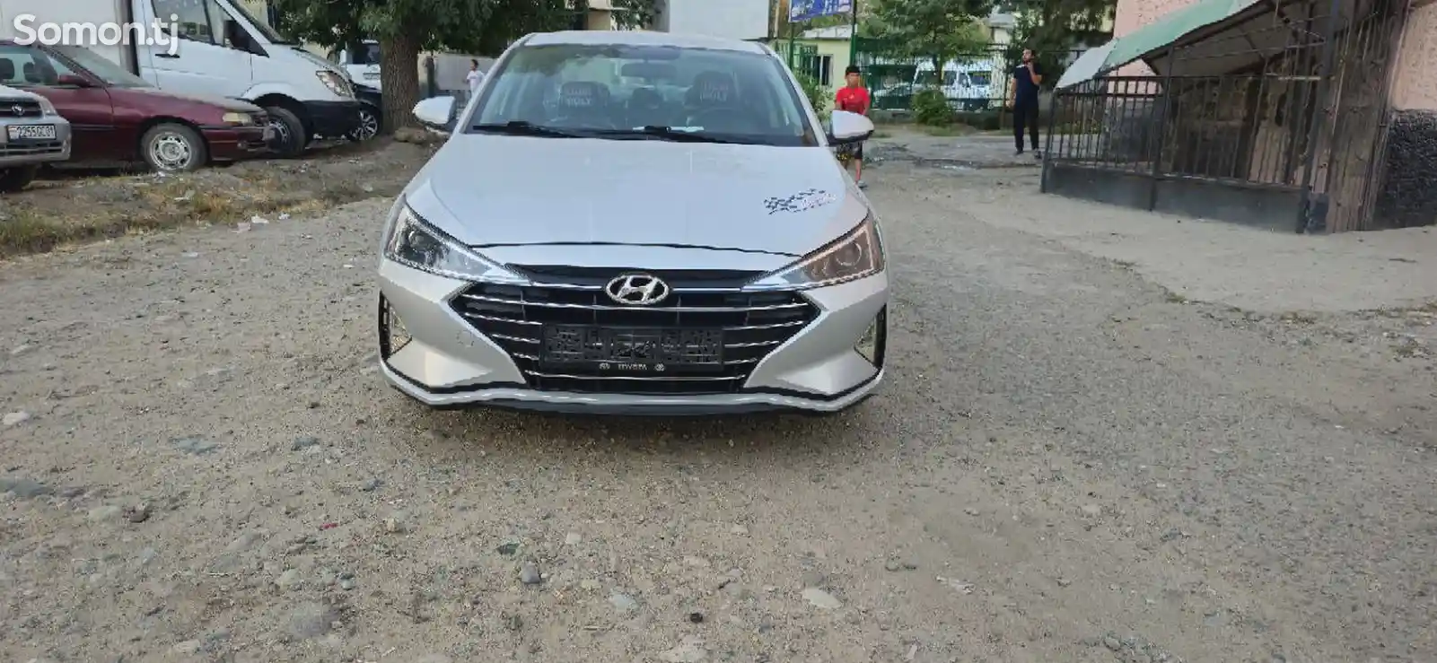 Hyundai Elantra, 2019-9