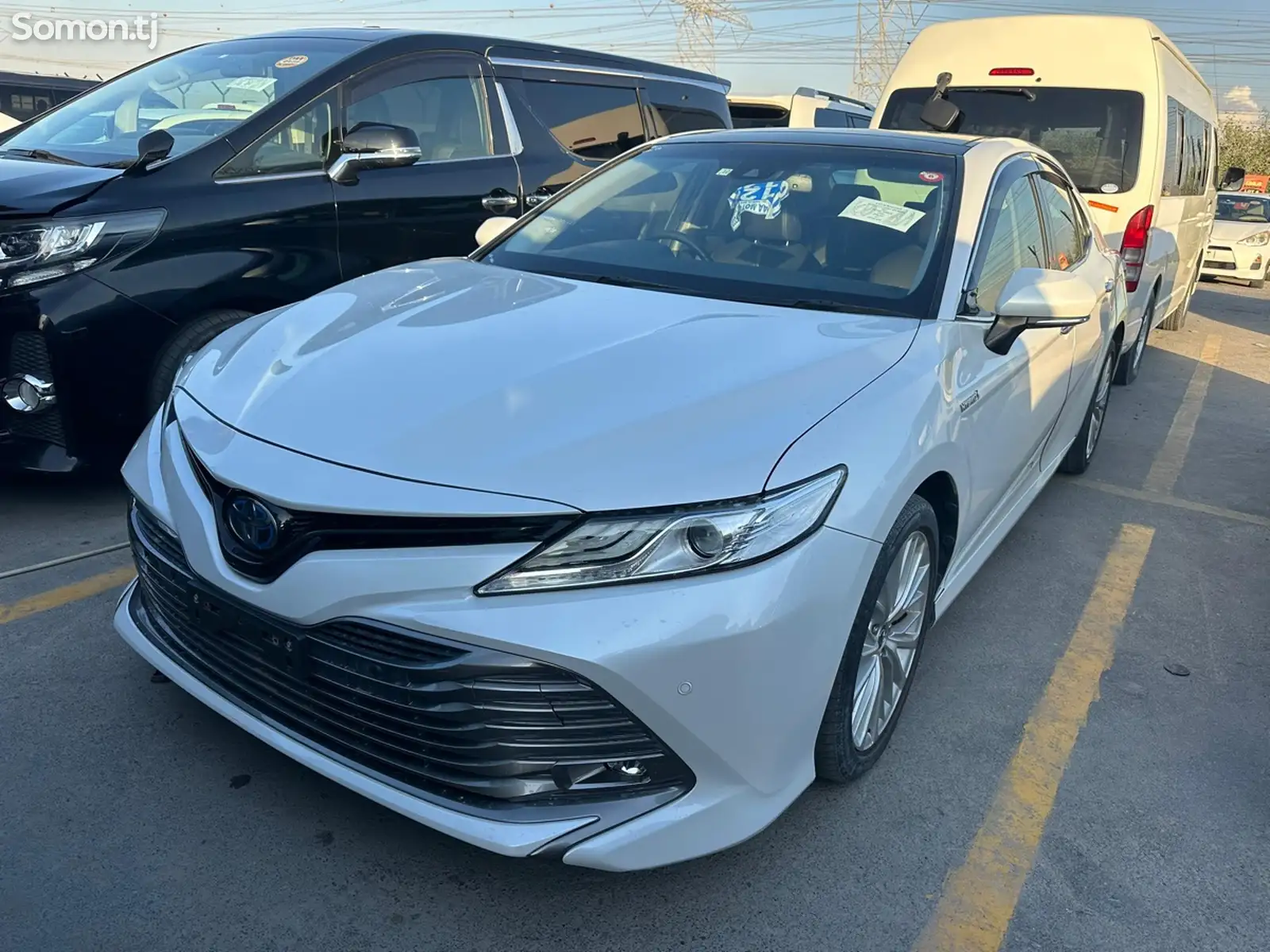 Toyota Camry, 2017-1