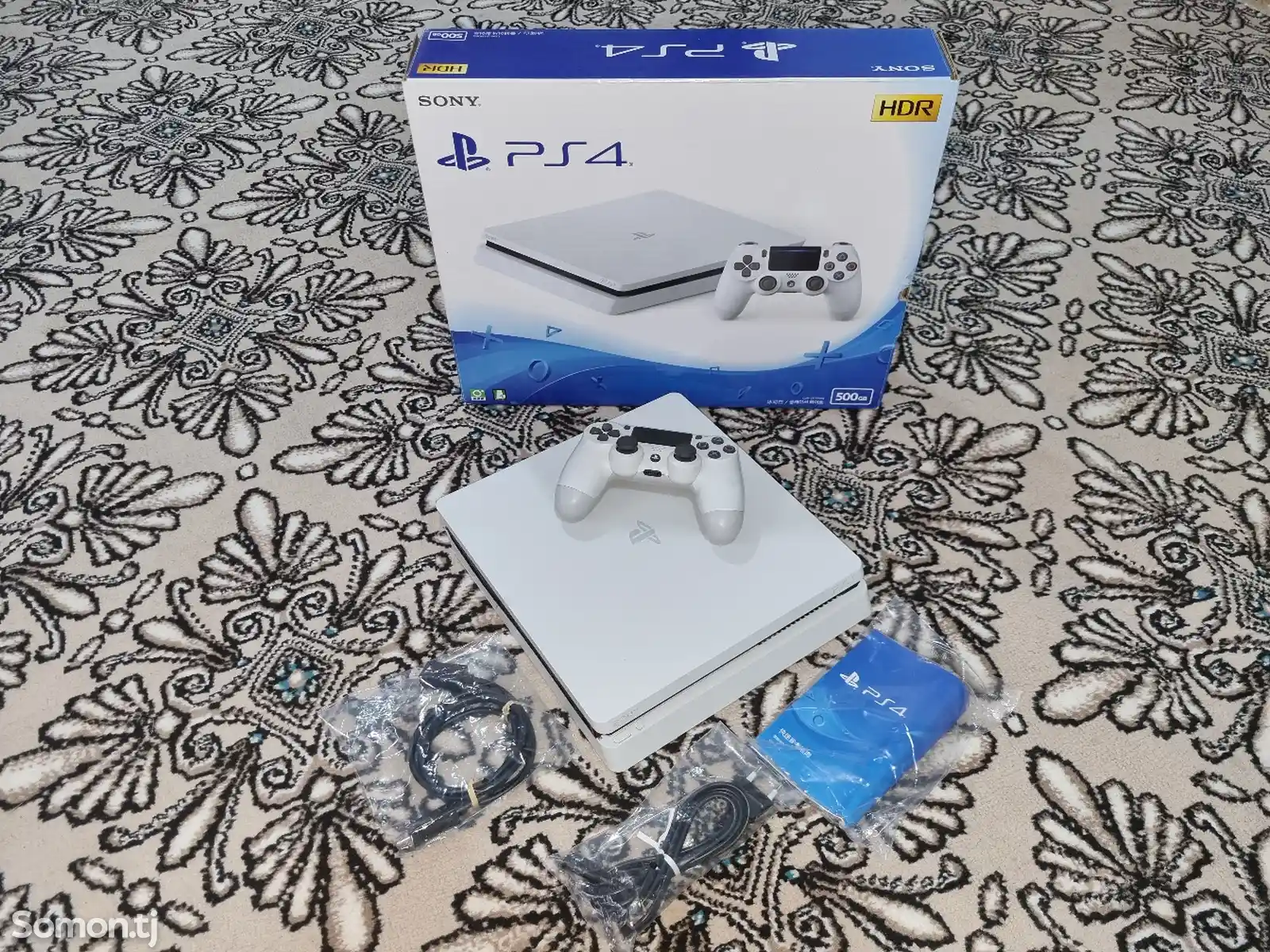 Игровая приставка Sony PlayStation 4 Slim-1