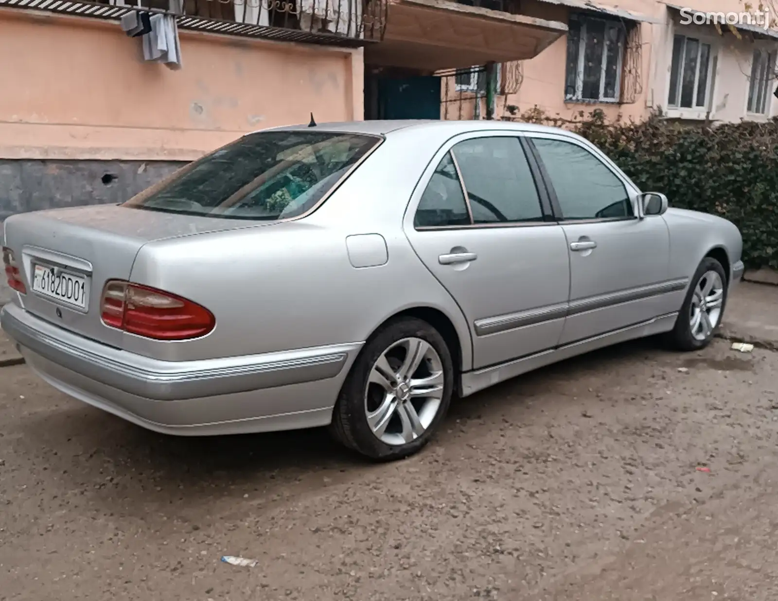 Mercedes-Benz E class, 2000-1