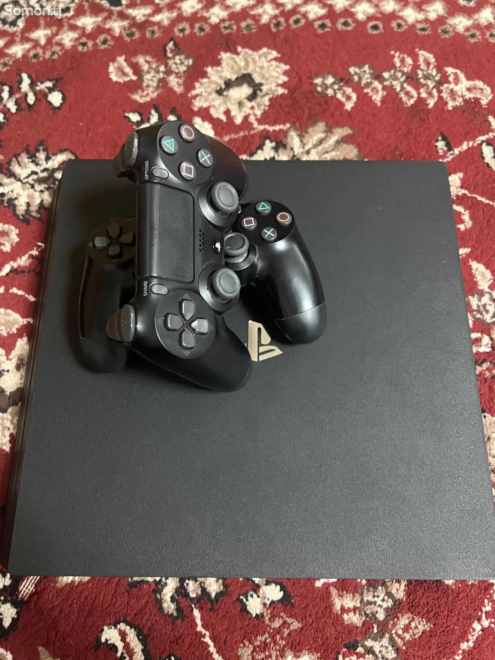 Игровая приставка Sony Playstation 4 pro