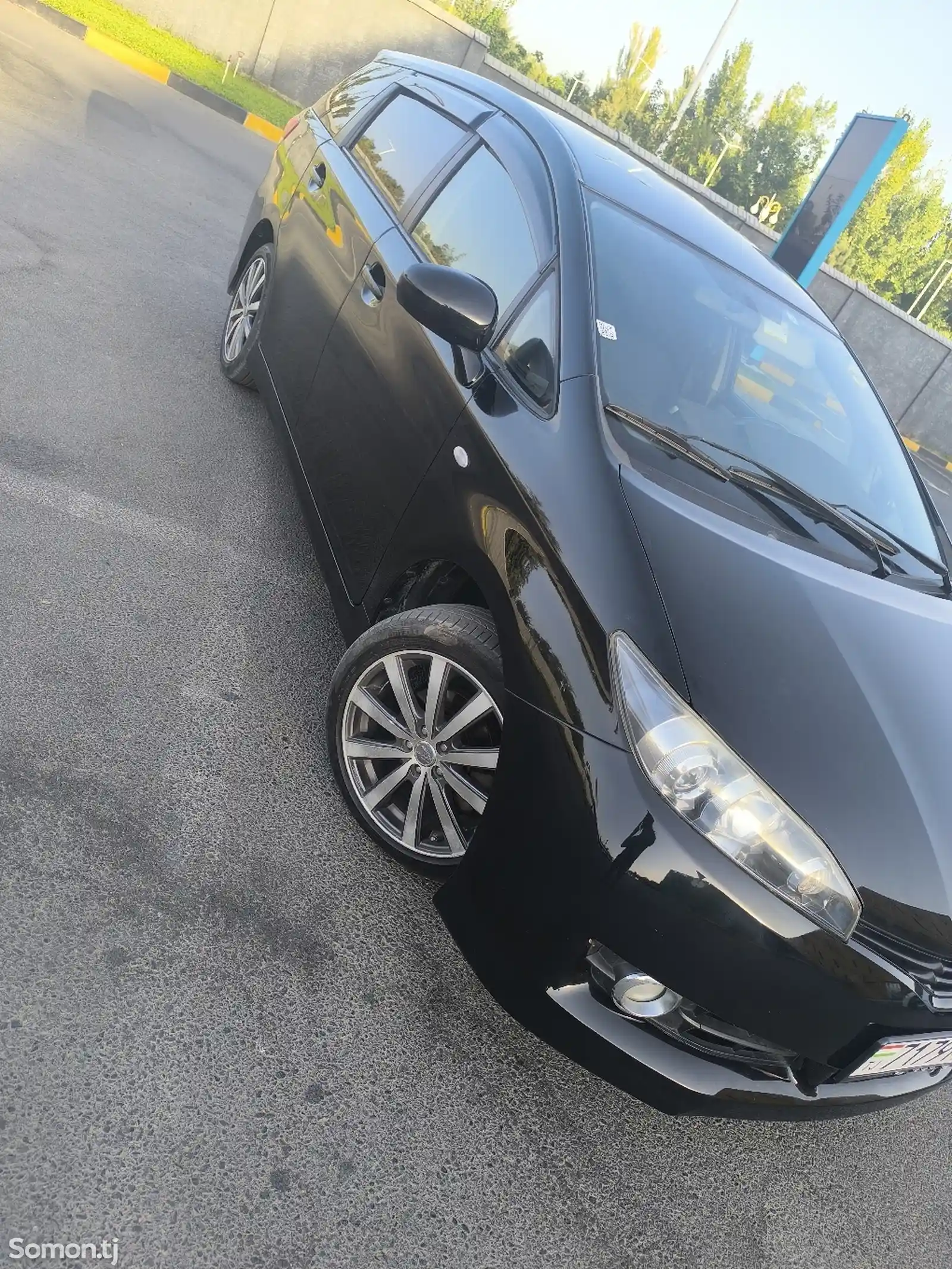 Toyota Wish, 2014-6