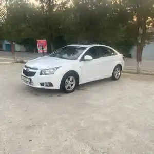 Chevrolet Cruze, 2011