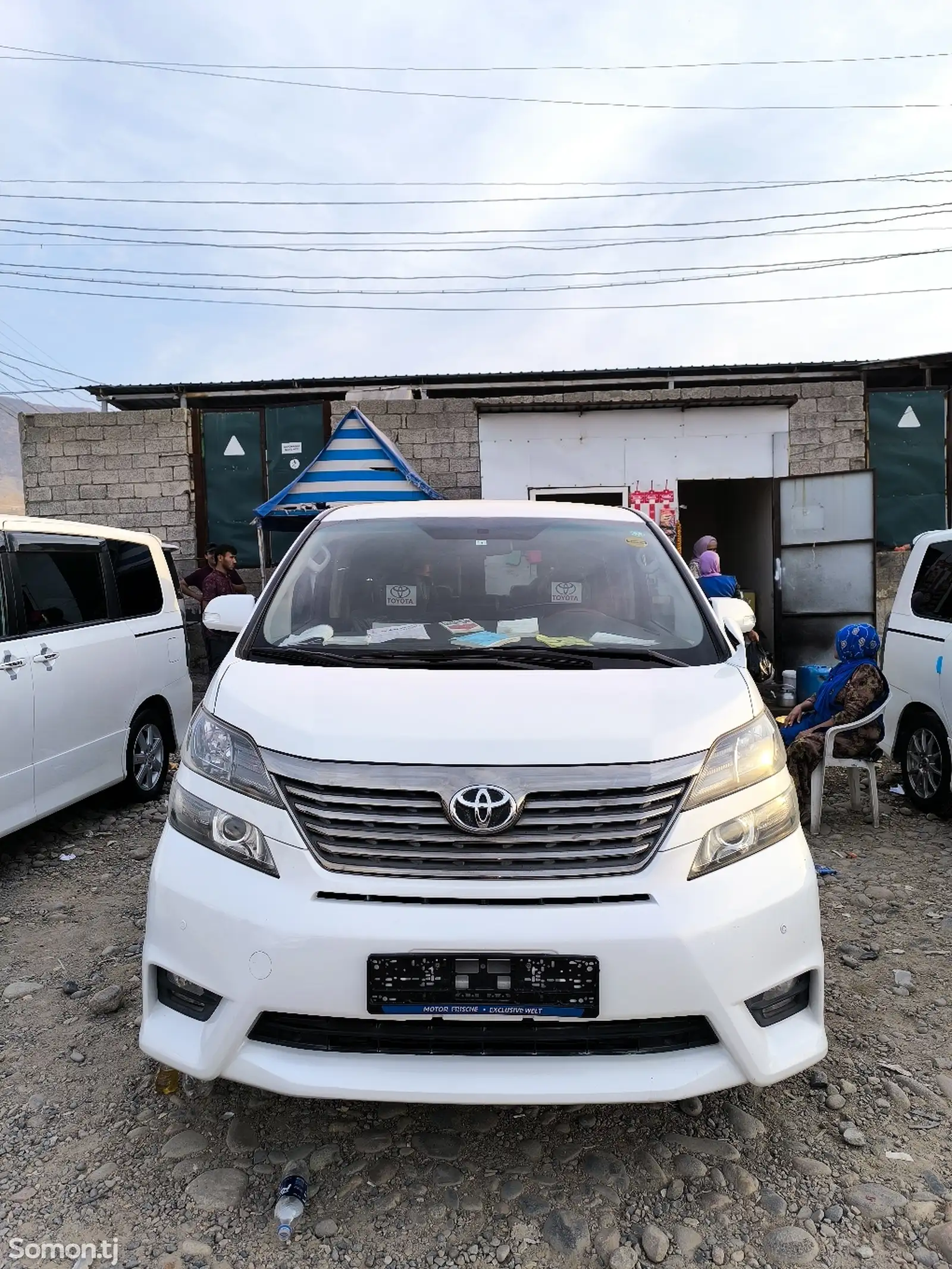 Toyota Vellfire, 2014-3